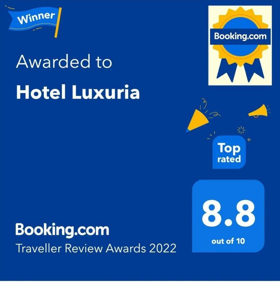 Hotel Luxuria Ludhijána Kültér fotó